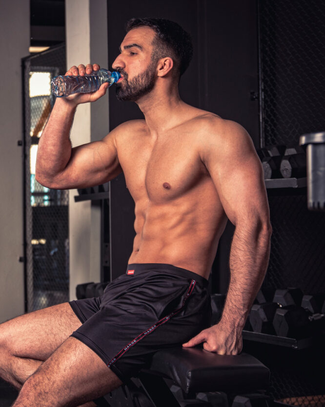 Dry Fit crni šorts za trening 20